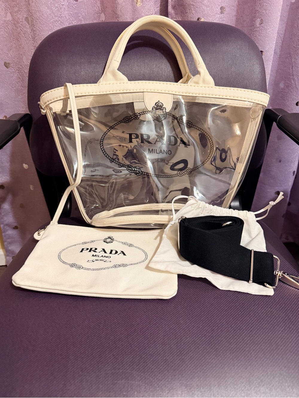 Prada bag with Drawstring Dust Bag with Logo. Pouch and strap plus authenticity. - Picture 3 of 10
